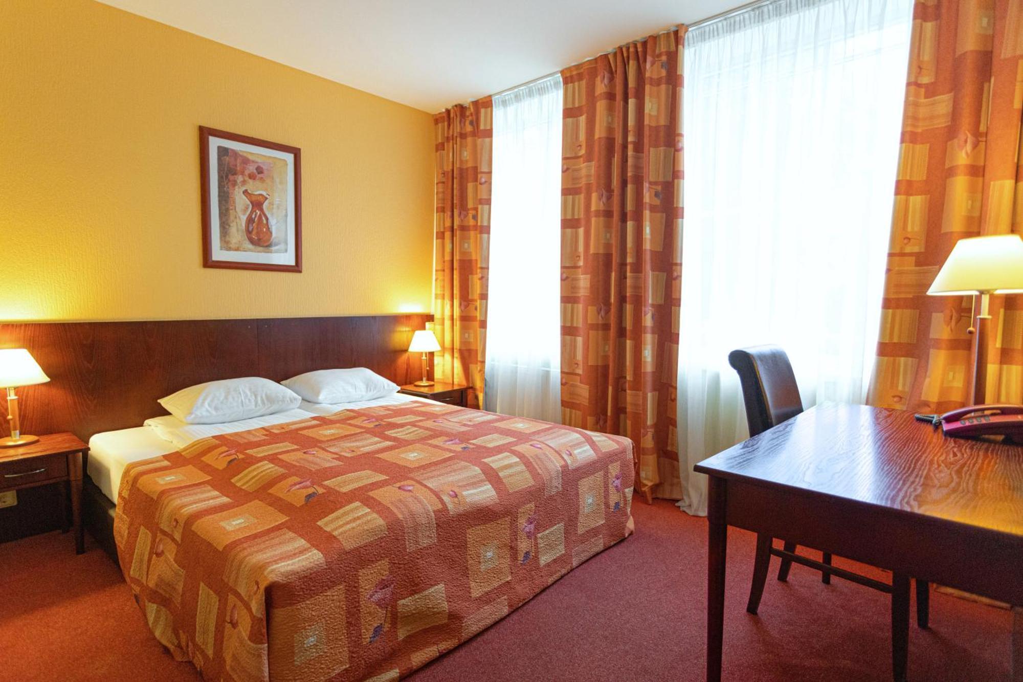 Good Stay Eiropa Hotel Economy Jūrkalne Exterior foto