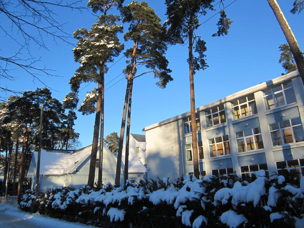 Good Stay Eiropa Hotel Economy Jūrkalne Exterior foto